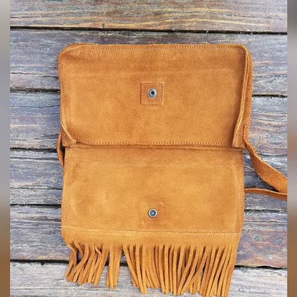 Minnetonka fringe purse - Picture 5 of 12